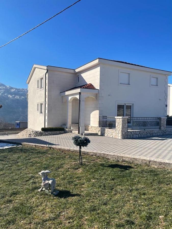 Apartman Mlikota Zagvozd Exterior foto
